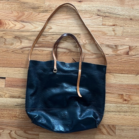 LINEA PELLE HUNTER TOTE black with camel - Picture 1 of 5